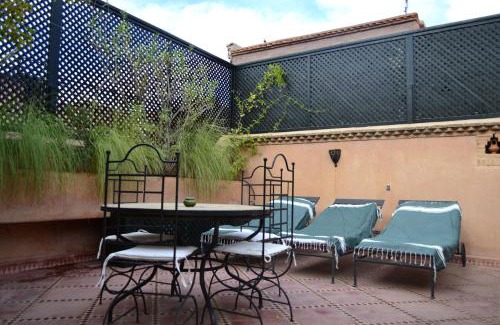 El Hara House | Riad Charik