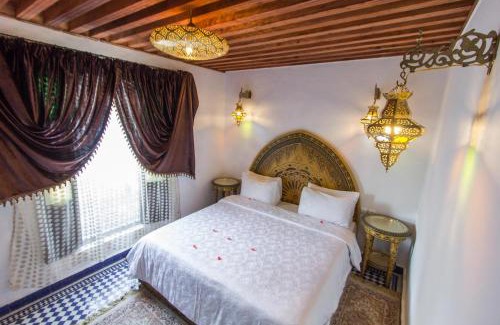 Zekkak Er Roumane House | Riad Dar Bab Guissa