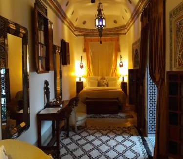 Sidi Ben Slimane El Jazouli House | Riad Dar Oulhoum