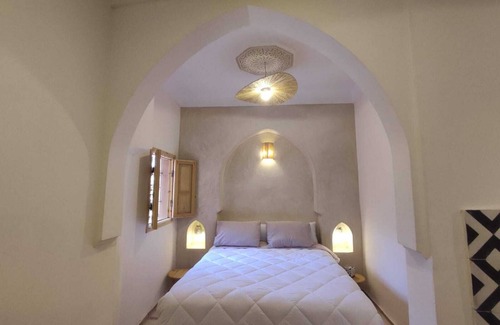 Sidi Bou Amar House | RIAD E&J RENOVE&PRIVATIF 5 CH CLIMATISEES MARRAKECH MEDINA, PISCINE CHAUFFEE