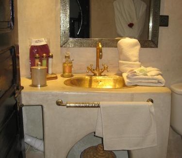 Bab Taghzout House | Riad Eloise
