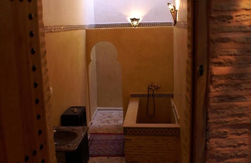 Meknes Medina House | Riad Felloussia