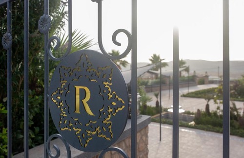 Zaouia Ben Smine Hotel | RIAD GOLD