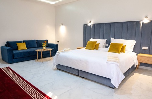 Azrou Hotel | Riad gold