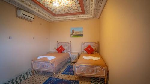 Al Machouar – Stinia House | Riad Golden Mansour