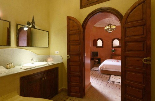 Medina House | Riad L'Emir Marrakech butler and cook.