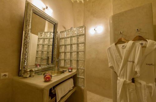 Talaa House | Riad Laaroussa