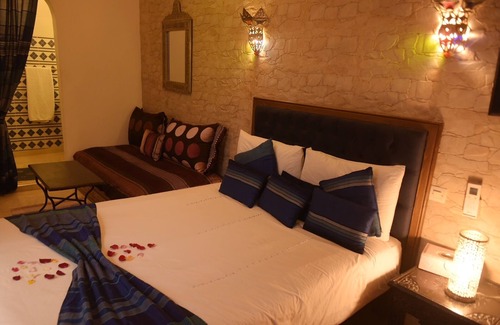 Kasbah House | Riad Lalla-Merieme: A Riad of 5 rooms 100% privatized, just for you!