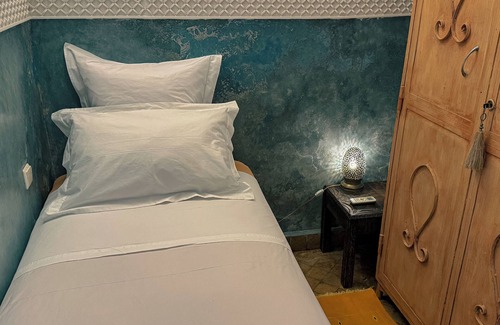 Kbour Chou House | Riad Lapis lazuli - Swimming pool - Terrace - WIFI