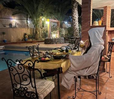 Amezrou House | Riad le Petit Jardin