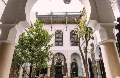 Ain Azlitan House | Riad Maison Bleue and Spa