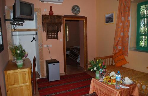 Ait Ayach House | Riad Mimouna De Timnay