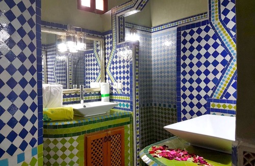 R'habet Zbib House | Riad Soleil D’Or is located in the center of the medina of Fez.