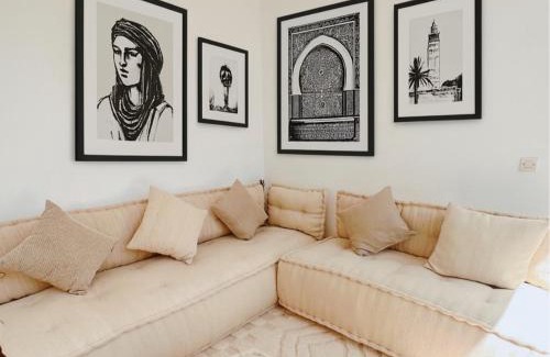 Medina House | Riad Solila, Fabuleux riad avec 4 Suites, Piscine Chauffée et Rooftop - 5 min de Jamaa El Fna