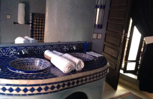 Douar Sidi Youssef Ben Ali House | Riad Syba