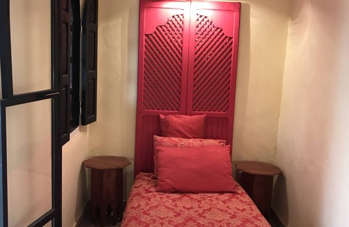 Sidi Ben Slimane El Jazouli House | Riad Tamegroute à 15 mn de la Place Jeema El Fna