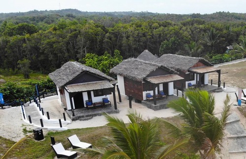 Nosy Boraha House | Riake Resort & Villa - Comfort Bungalow with Sea View