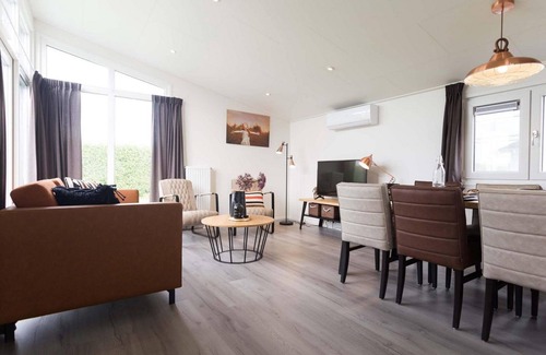 Strucht Ski Chalet | ✓ Rialto at Residence Valkenburg ✓ Holiday home for 6 persons ✓ Located in Valkenburg (Schin op Geul) ✓ Holiday resort in South Limburg, near Maastricht ✓ Book directly at the resort