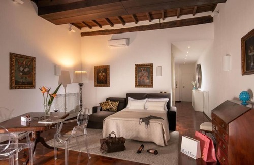 Rione IV Campo Marzio Apartment | Riccardo Condotti Suite