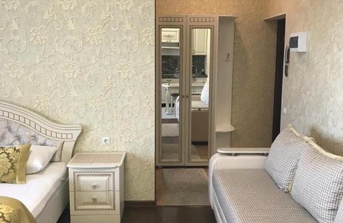 Goryachiy Klyuch Apartment | Rich House