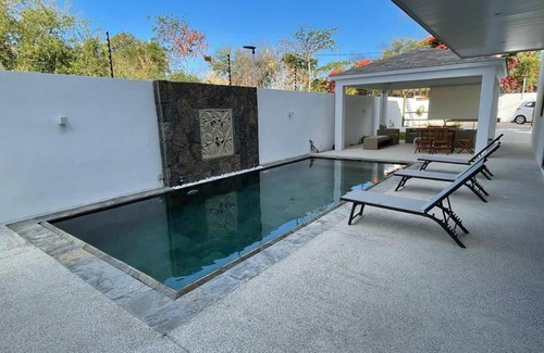 Calodyne Villa | Rich villa is new, stunning and modern