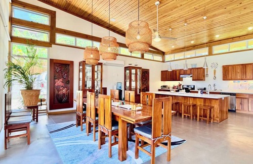Antoneys Cay Villa | Richardson Serenity Villa @ West End
