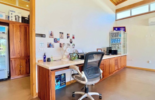 Antoneys Cay Villa | Richardson Serenity Villa @ West End