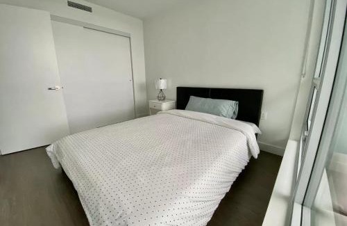 Richmond City Centre Apartment | Richmond center