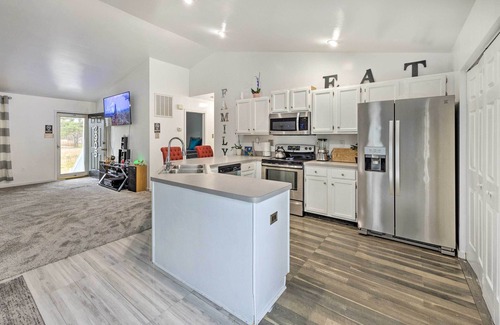 East Highland Park House | Richmond Home with Pool, 5 Mi to Downtown!