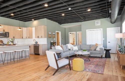 Richmond Apartment | Richmond No. 267