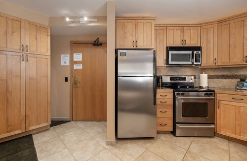 Winter Park Condo | Ride & Relax: Hot Tub, Pool, and Bike Adventures