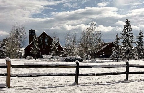 Pagosa Springs Cabin | Ridge Cabin: 5 BR/3 BA Log Home (5 Acres) in Pagosa Springs