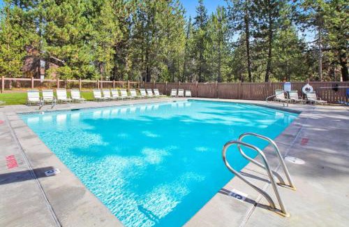 Sunriver House | Ridge Condo 15
