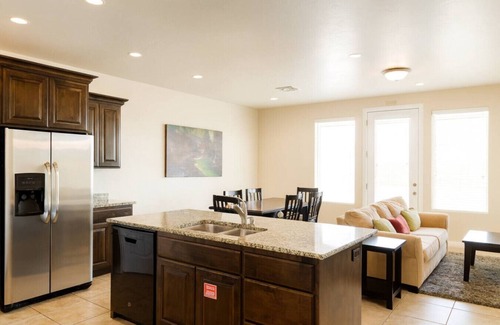 St. George House | Ridge House - Two Pools & Near Zion