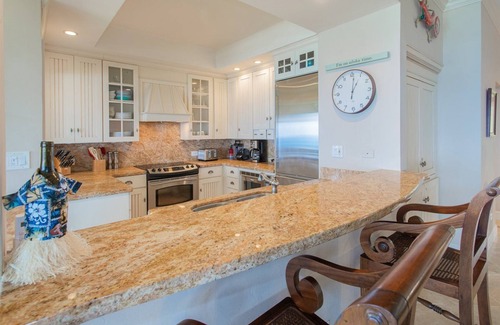 Kapalua Condo | Ridge Villa 2423-24 Platinum level, remodeled townhouse with exquisite ocean, coastal and island views!