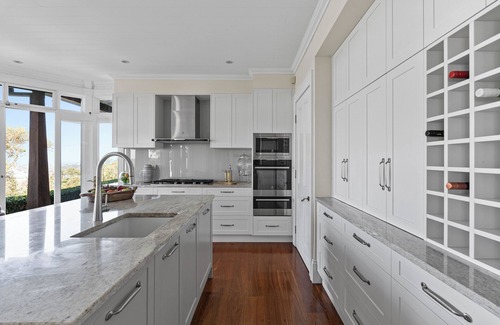 Bayview House | Ridgedale House & Cottage – Luxurious Seaside Retreat