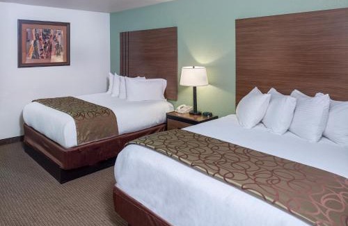 Gardiner Hotel | Ridgeline Hotel at Yellowstone, an Ascend Collection Hotel