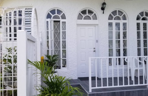 Saint Andrew Apartment | Ridgeview Suite 3
