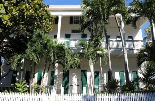 Historic Seaport Hotel | Ridley House - Key West Historic Inns