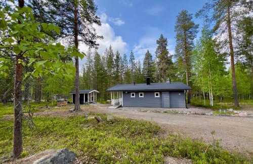 Pyhatunturi Ski Chalet | Riekonsoppi, two bedroom private cabin