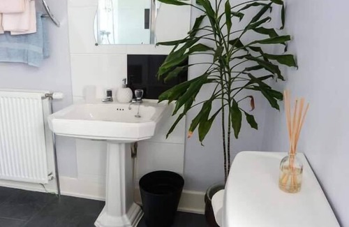 Tomintoul Cottage | RIEMORE, pet friendly, character holiday cottage in Tomintoul