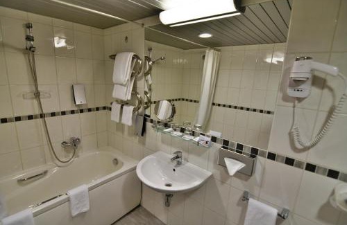 Kipsala Hotel | Riga Islande Hotel with FREE Parking