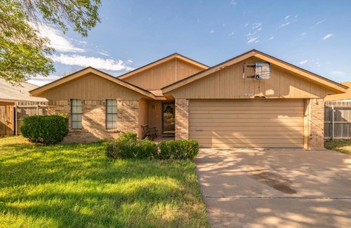 Midland House | Right At Home- Midland Rio