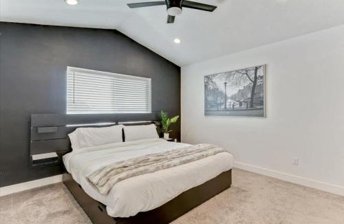 Vineyard House | Right off Freeway Quiet Neighborhood King Bed