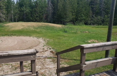 Arnold House | Right off the trails in beautiful Upper Michigan
