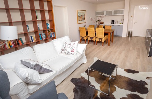 Loschwitz Apartment | Right on Elberadweg - cozy vacation apartment in Dresden Loschwitz