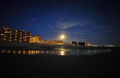 Puerto Penasco Apartment | Right on the Beach! Rocky Point Condo Rental - 2 Bedroom Penthouse Beachfront