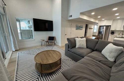 Garden City Condo | Right on the Beach - Ideal beach resort - two minute walk to beautiful Bear Lake