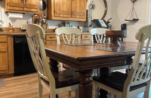 Branford House | Right on the River: Enjoy the Santa Fe + Ichetucknee Rivers from a Private Dock