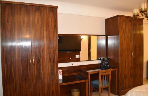 Kafrat al Jabal Hostel | Rihana pyramids hotel